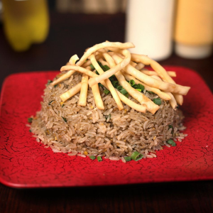 Porción De Arroz Salteado.